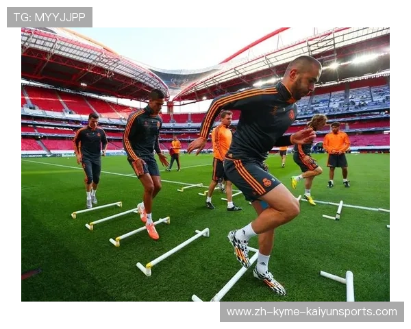 足球训练中的爆发力训练与冲刺能力提升 足球训练中的爆发力训练与冲刺能力提升